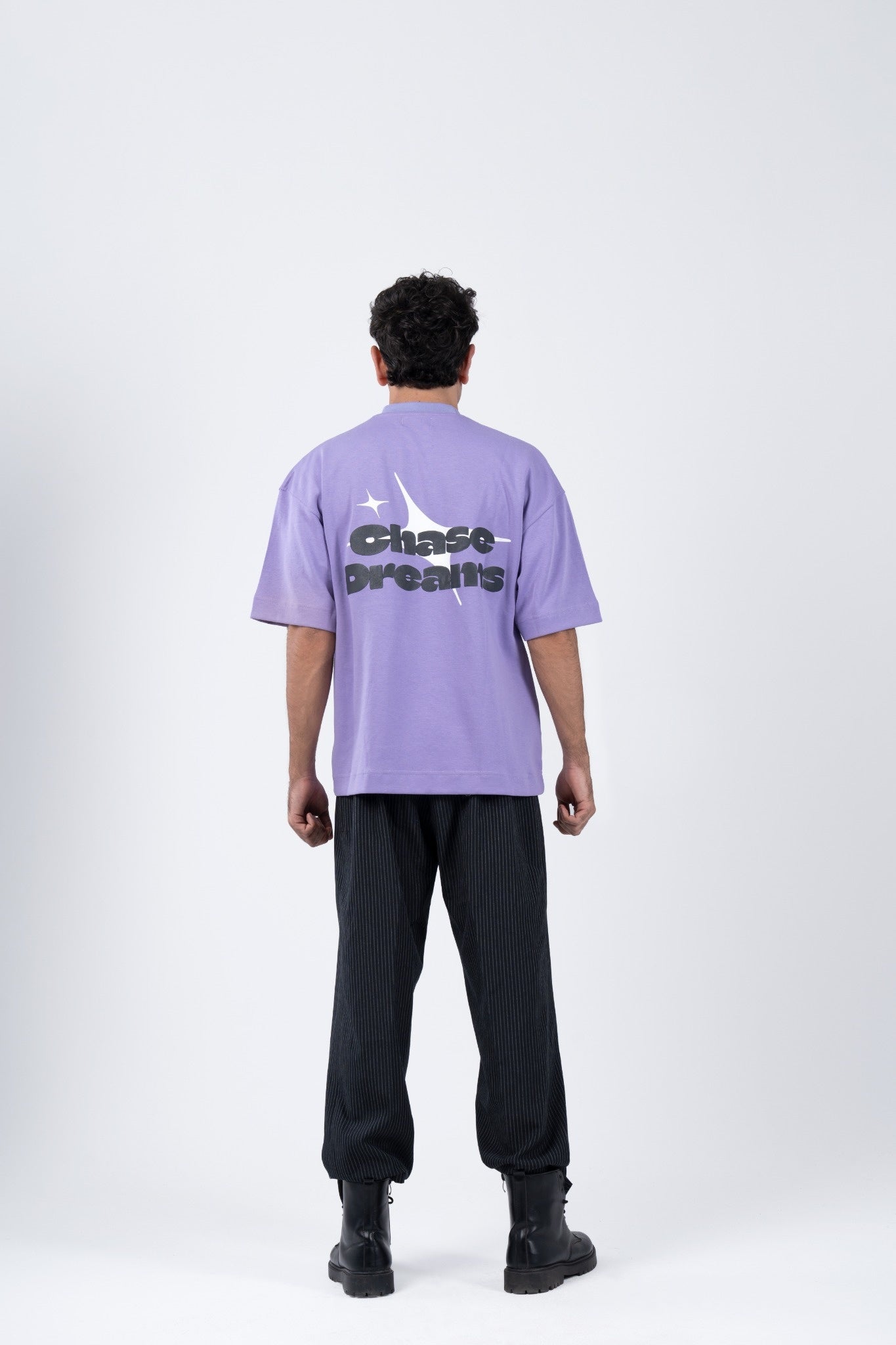 CHASE DREAMS Box Fit Tee