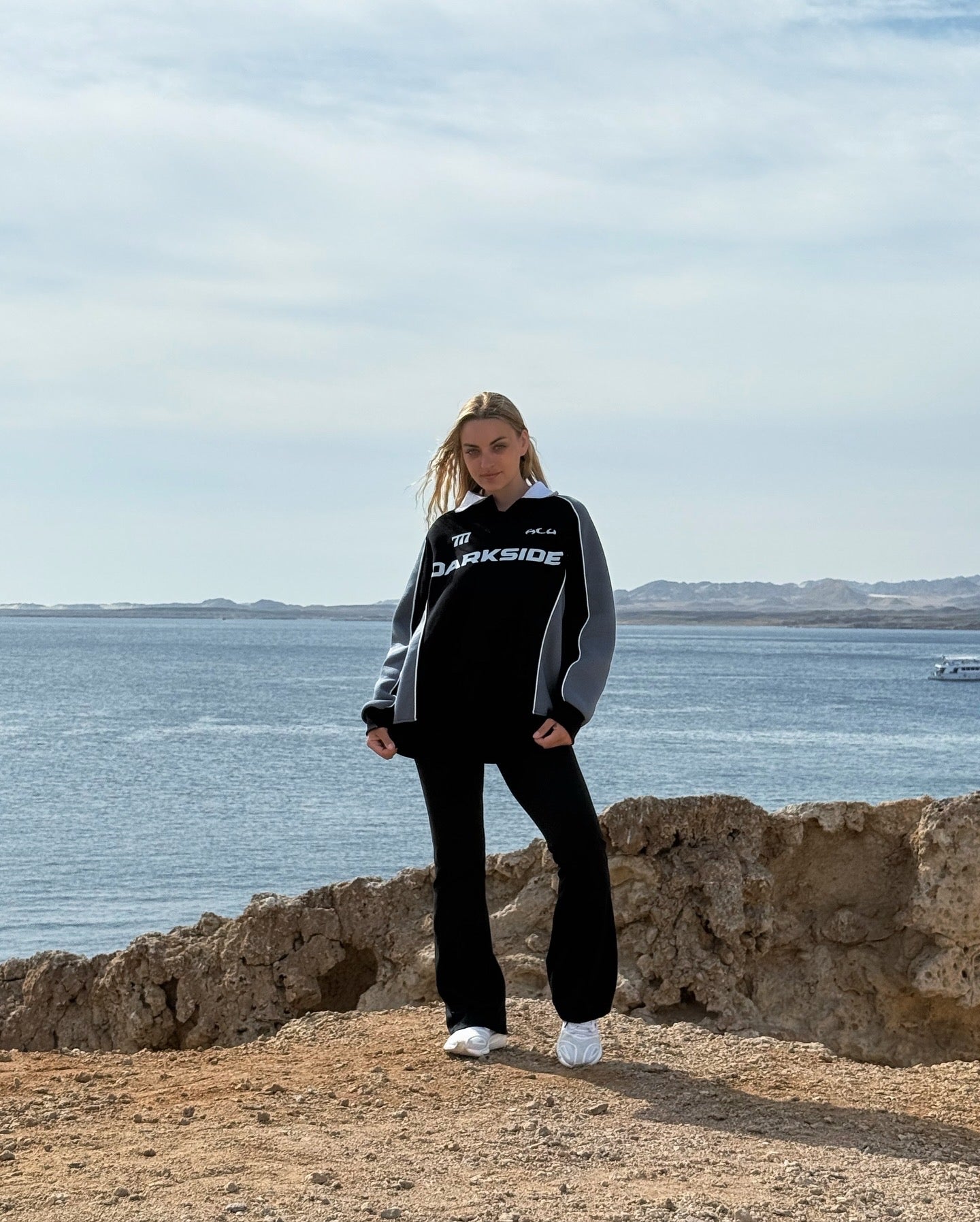 Three 7 Crewneck Black