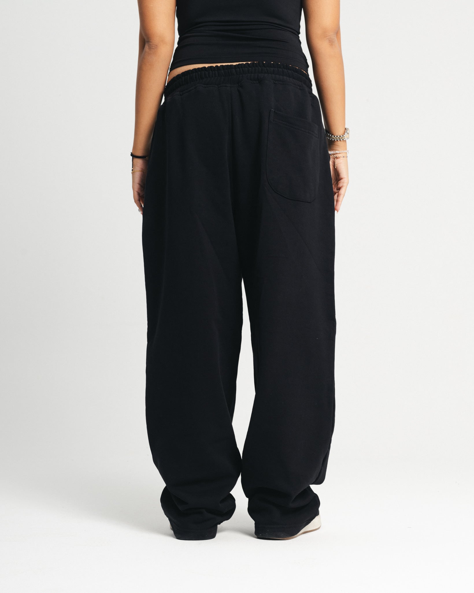 Black Wide-leg pants