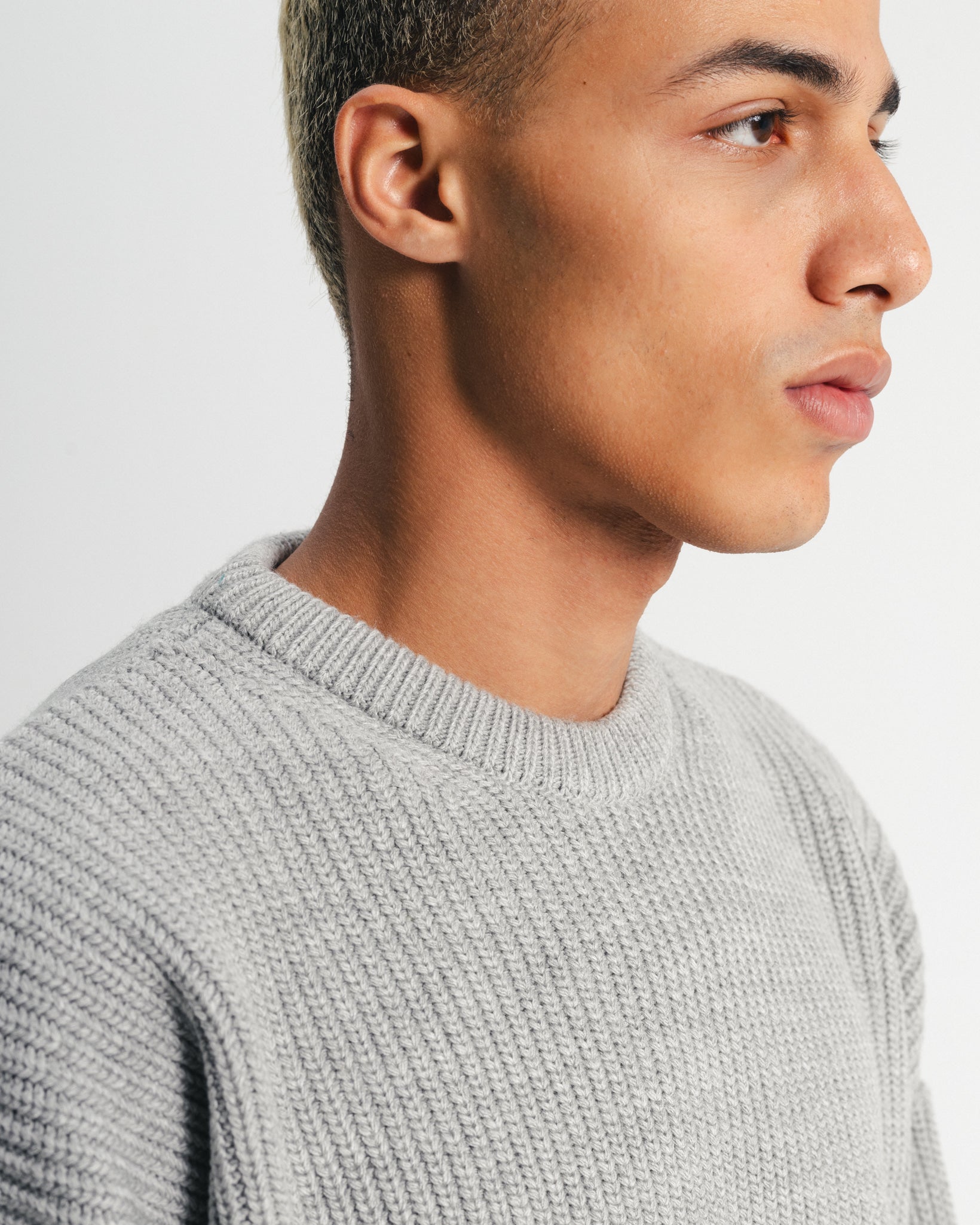 knitted sweater - gray