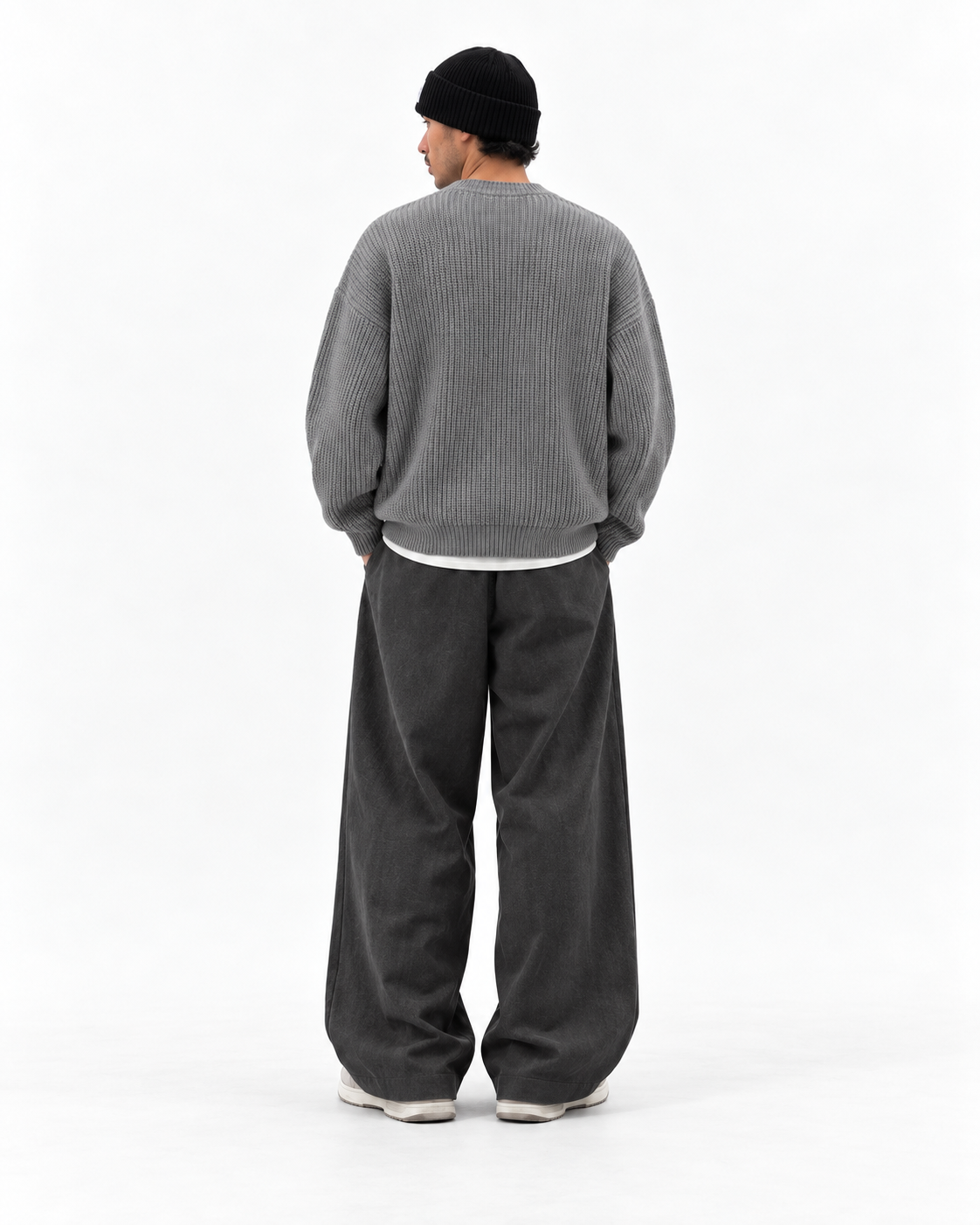 knitted sweater - gray